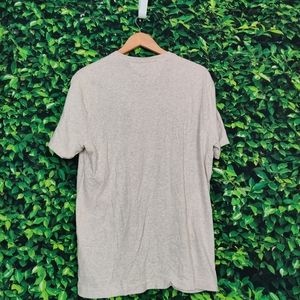 Tommy Hilfiger Shirts & Tops - Tommy Hilfiger Graphic T-Shirt Tommy Hilfiger Shirts & Tops - Tommy Hilfiger Graphic T-Shirt